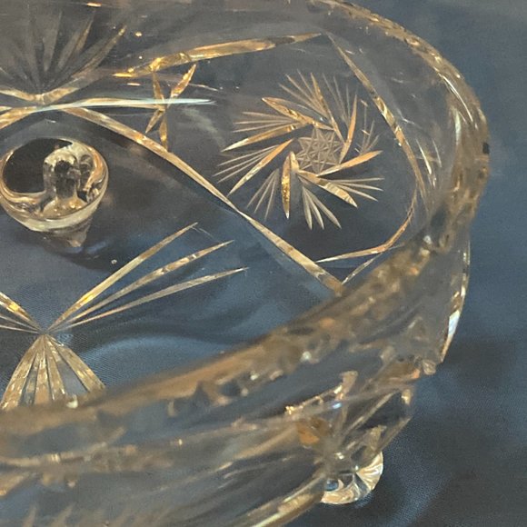 Vintage Glass Bowl Footed Handcut Pinwheel - Picture 3 of 7